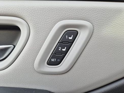 Used 2023 Honda Pilot Elite image 17