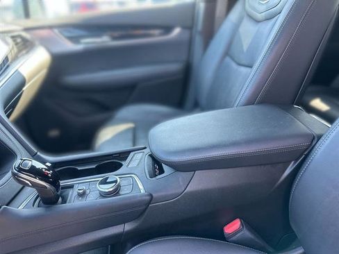 Certified 2024 Cadillac XT6 Premium Luxury image 48