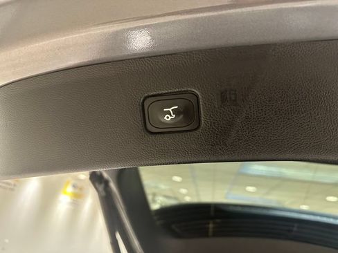 Certified 2024 Ford Edge ST-Line AWD/4WD image 18