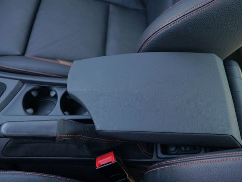 Used 2011 BMW 1 Series M image 31