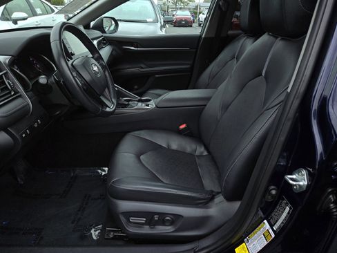 Used 2021 Toyota Camry XSE image 16