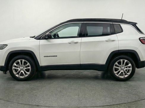Used 2025 Jeep Compass Limited AWD/4WD image 5