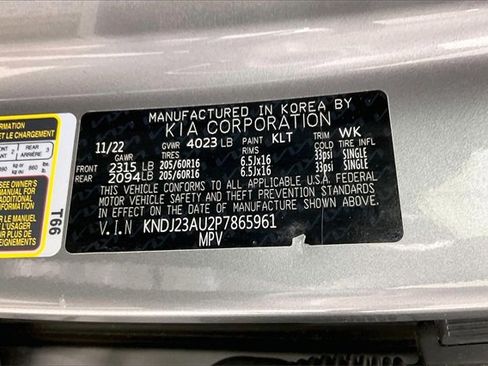 Used 2023 Kia Soul LX w/ LX Technology Package image 32