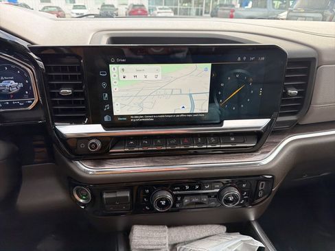 Used 2023 Chevrolet Silverado 1500 LTZ image 13