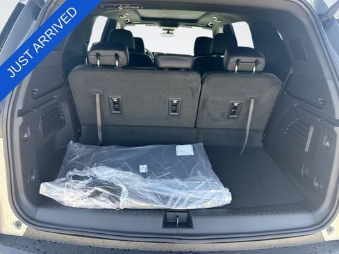 New 2026 Chevrolet Traverse LT w/ Sun and Wheel Package FWD image 26