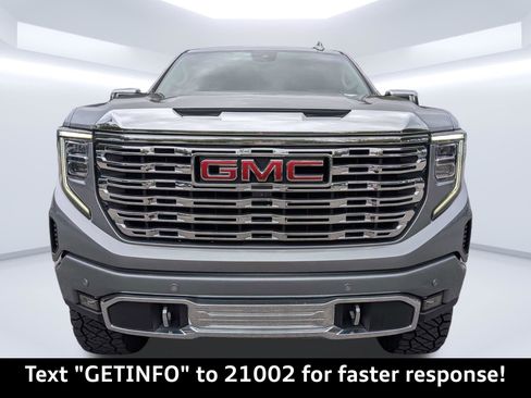 Used 2024 GMC Sierra 1500 Denali w/ Denali Reserve Package AWD/4WD image 10