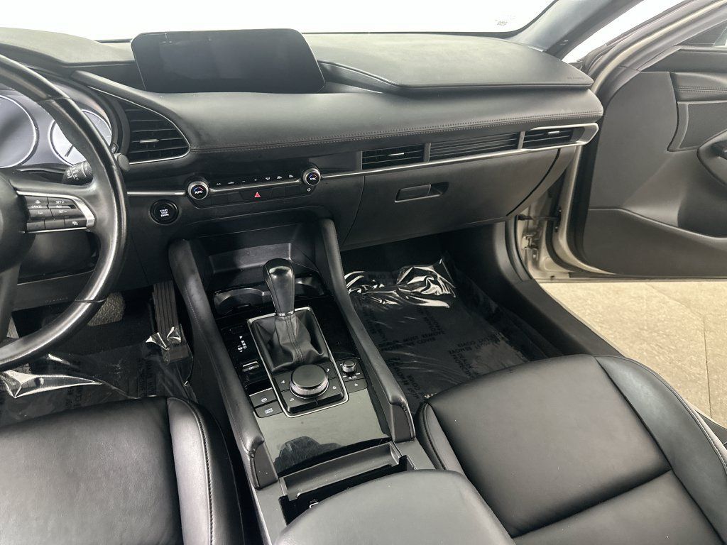 Used 2024 MAZDA MAZDA3 s FWD image 20