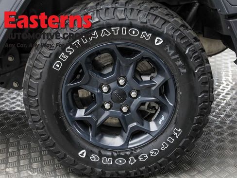 Used 2023 Jeep Wrangler Unlimited w/ 8.4" Radio Group image 8