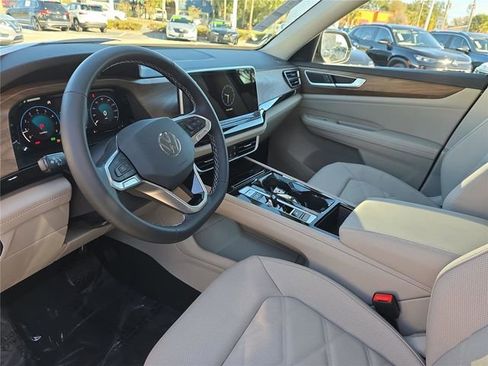 New 2026 Volkswagen Atlas SE image 20