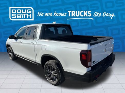 Used 2021 Honda Ridgeline Sport image 3