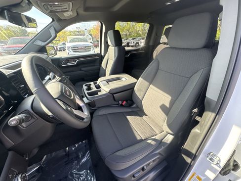 New 2026 GMC Sierra 1500 SLE AWD/4WD image 13