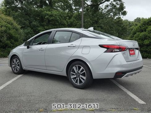 Used 2025 Nissan Versa SV FWD image 3