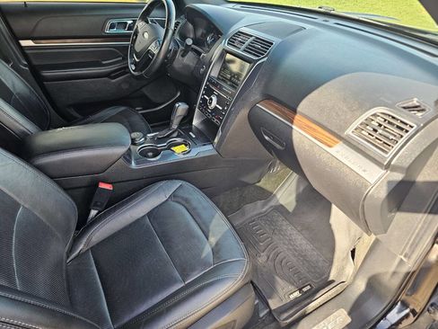 Used 2016 Ford Explorer Limited AWD/4WD image 7