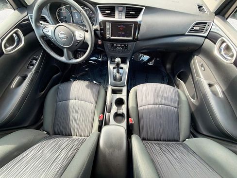 Used 2019 Nissan Sentra SV image 41