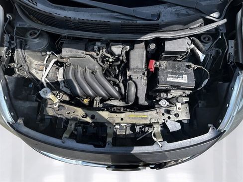 Used 2012 Nissan Versa SV FWD image 18