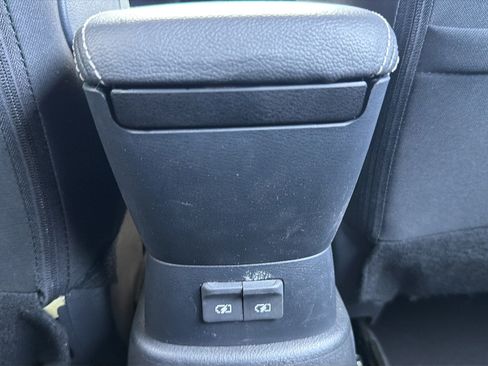 Certified 2025 Nissan Kicks Play S FWD image 16