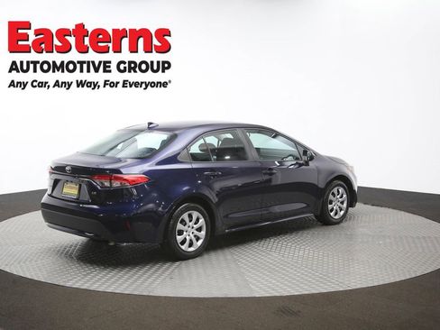 Used 2022 Toyota Corolla LE image 41