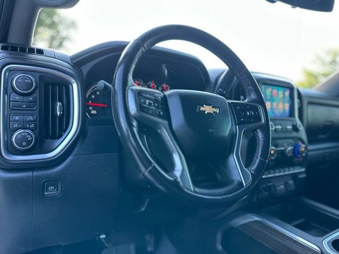 Used 2022 Chevrolet Silverado 2500 LT w/ Convenience Package AWD/4WD image 12