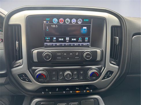 Used 2018 GMC Sierra 1500 SLT image 11