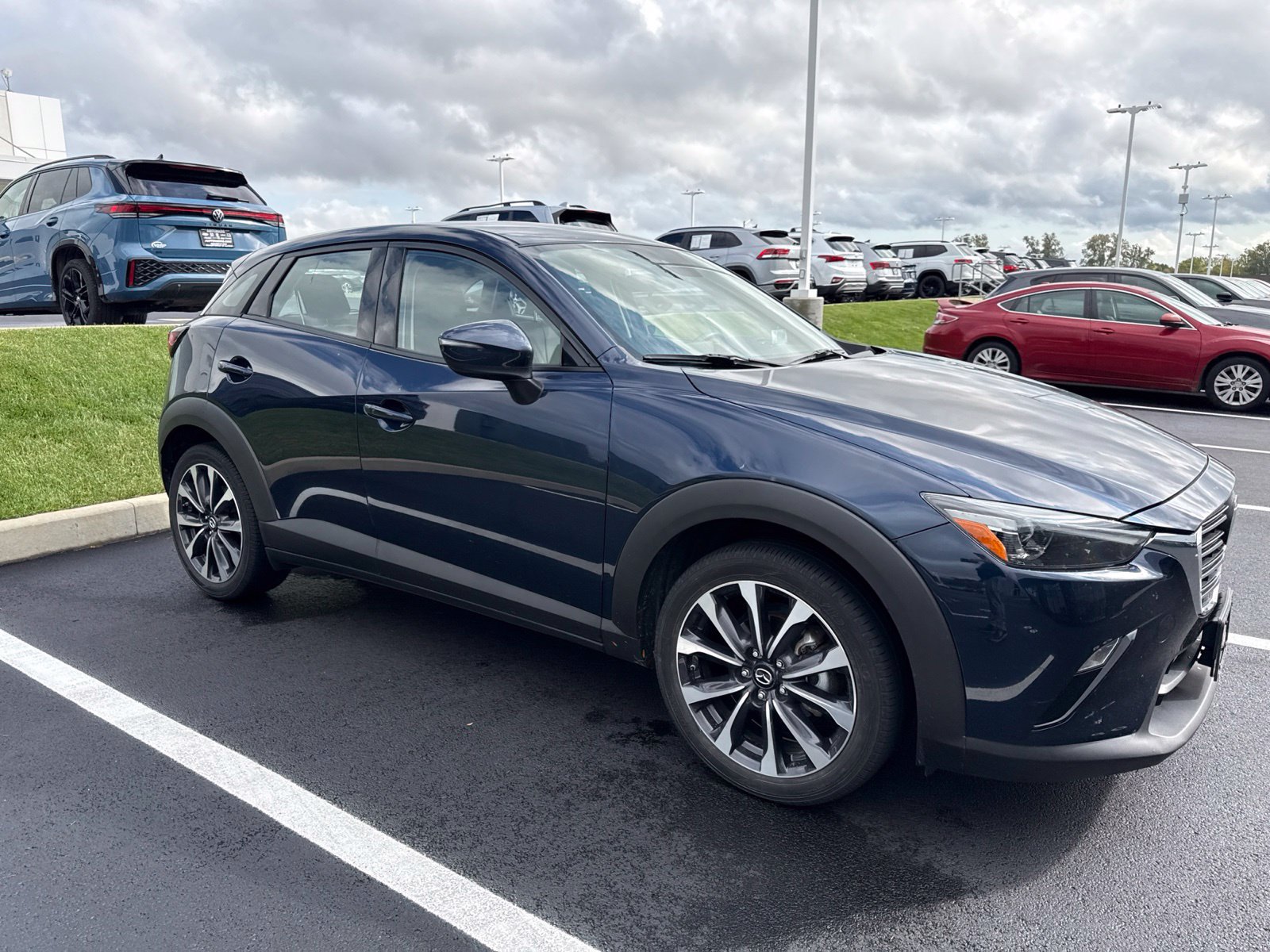 Used 2019 MAZDA CX-3 Touring w/ Touring I-ACTIVSENSE Package FWD image 3