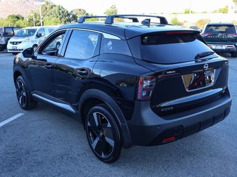 New 2025 Nissan Kicks SR image 6