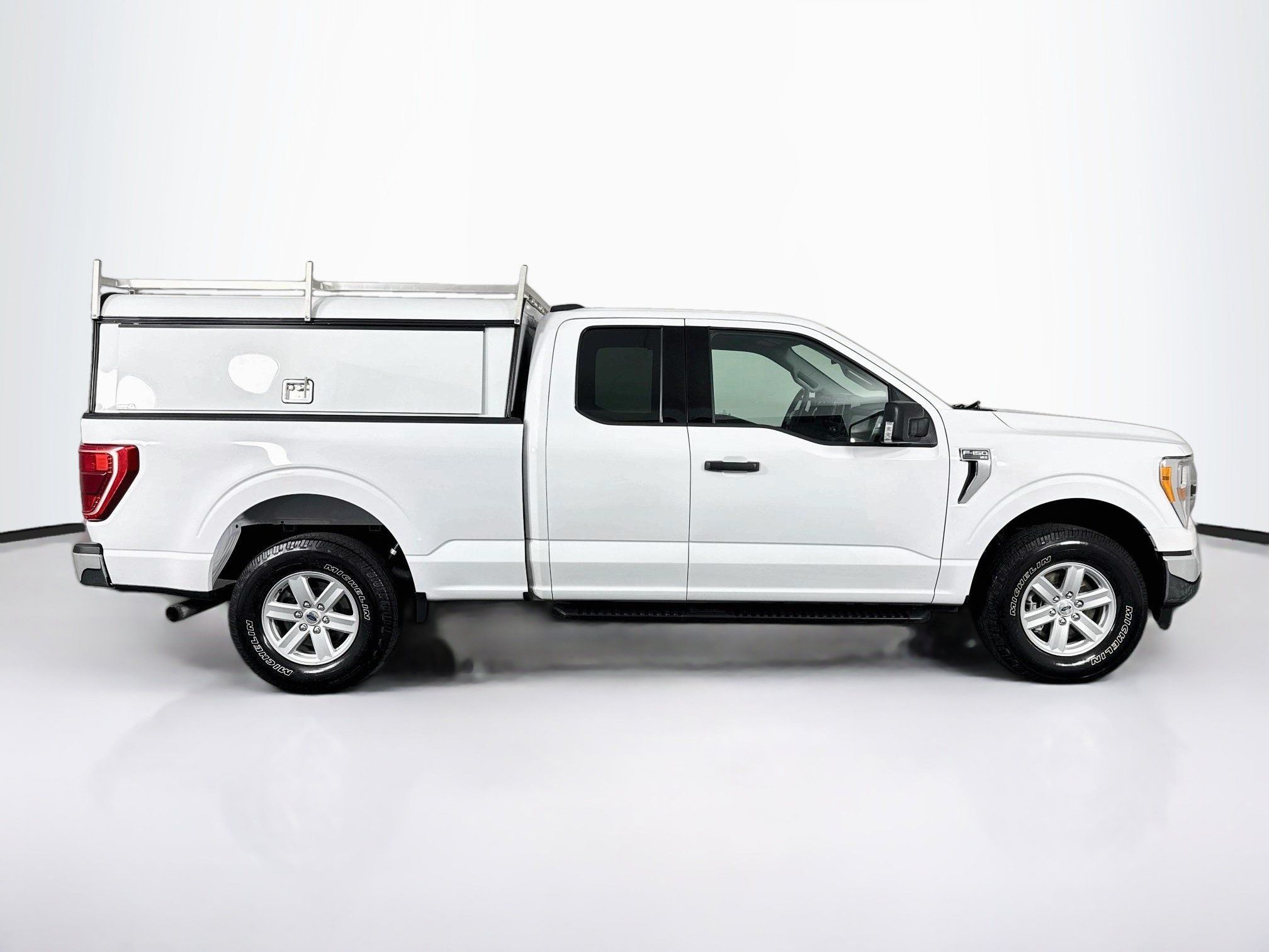 Used 2021 Ford F150 XLT w/ Equipment Group 301A Mid AWD/4WD image 16