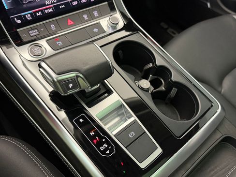 Used 2023 Audi Q8 Premium Plus w/ Premium Plus Package image 20