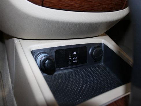 Used 2009 Hyundai Santa Fe GLS FWD image 15