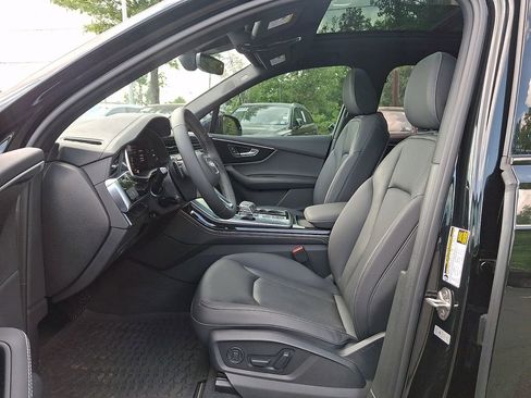 Used 2025 Audi Q7 2.0T Premium Plus w/ Premium Plus Package AWD/4WD image 19