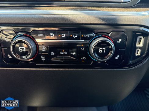 Used 2025 Chevrolet Silverado 2500 LT w/ Convenience Package image 21