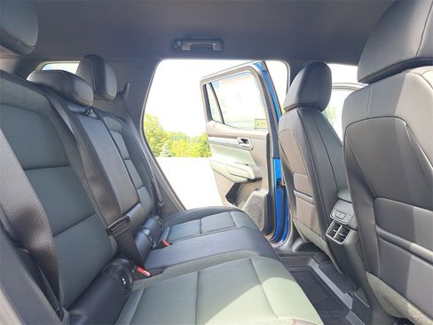 New 2026 GMC Terrain AT4 w/ Convenience Package III image 11