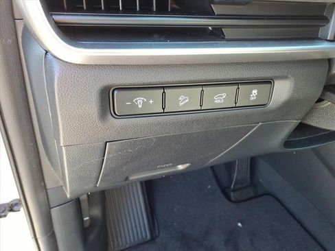 Used 2025 Kia Telluride EX image 17