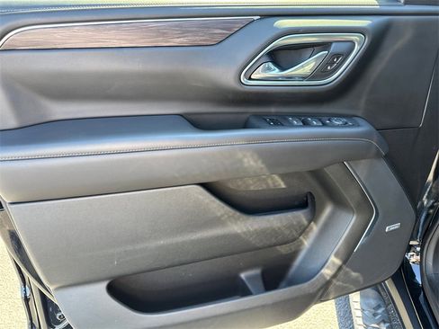 Used 2021 Chevrolet Tahoe Z71 image 11