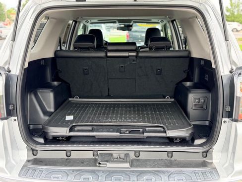 Used 2023 Toyota 4Runner Limited RWD image 33