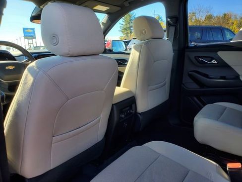 Certified 2023 Chevrolet Traverse LT w/ LPO, Floor Liner Package image 15