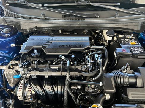 Used 2025 Kia K4 LXS image 32