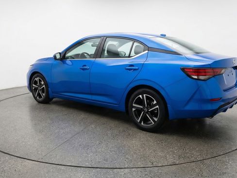 Used 2025 Nissan Sentra SV FWD image 6