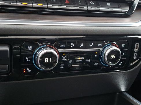 Certified 2023 GMC Sierra 1500 SLT w/ SLT Premium Plus Package image 16