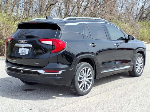 Used 2023 GMC Terrain Denali w/ Denali Premium Package image 28