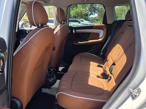 Certified 2024 MINI Cooper Countryman S w/ Signature Upholstery Package FWD image 11