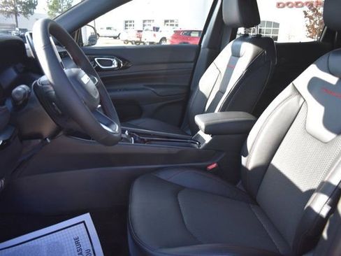 New 2026 Jeep Compass Trailhawk image 16