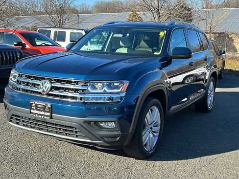 Used 2019 Volkswagen Atlas SE w/ Towing Package image 3