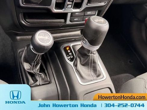 Used 2023 Jeep Wrangler Unlimited Sahara AWD/4WD image 24