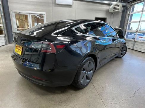 Used 2018 Tesla Model 3 Long Range image 5