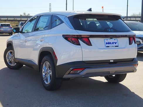 New 2026 Hyundai Tucson SE FWD image 3