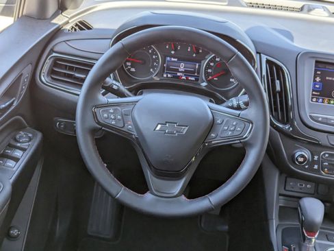 Used 2023 Chevrolet Equinox RS image 11