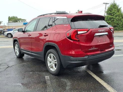 Used 2023 GMC Terrain SLE w/ Driver Convenience Package AWD/4WD image 7