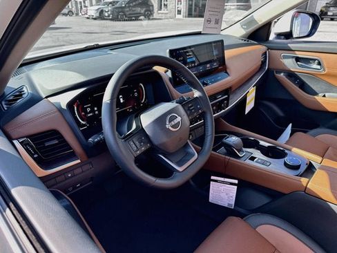 New 2026 Nissan Rogue Platinum AWD/4WD image 9