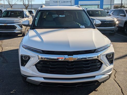 New 2026 Chevrolet TrailBlazer LT w/ LT Cold Weather Package image 2