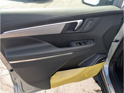 New 2026 Buick Enclave Preferred w/ Power Package image 15